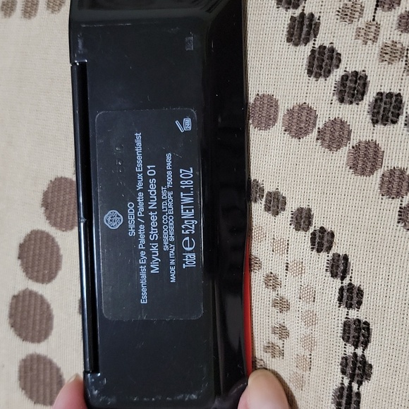 Shiseido Essential Eyshadow Eye Palette - Picture 3 of 3